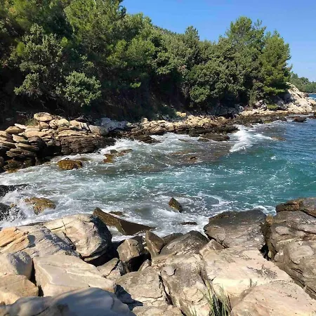 Hébergement de vacances 80 Sqm House Next To The Sea